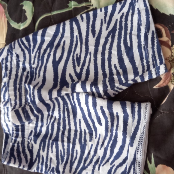 Carters Bike Shorts - Picture 1 of 1